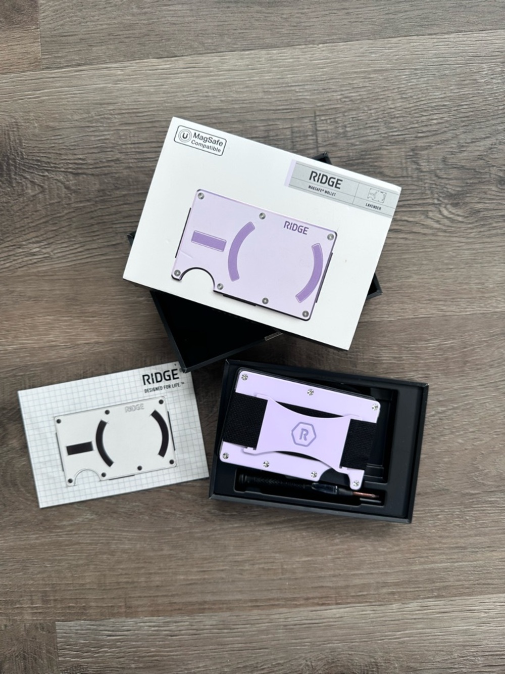 Ridge Lavender Aluminum MagSafe Wallet